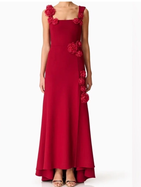 Elliatt Dresses & Skirts - elliatt evanora red wine high low 3d floral applique maxi gown dress
NEW